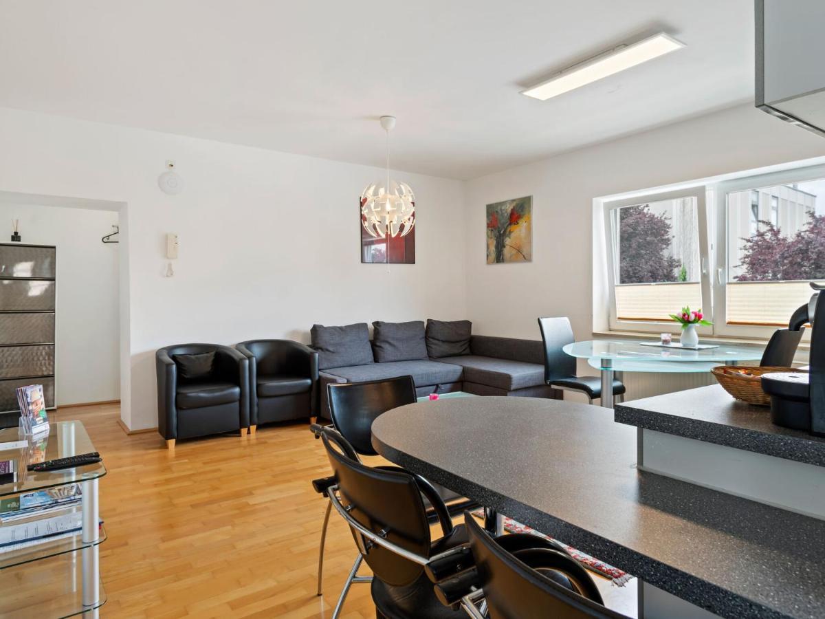 Elegant Apartment in Innsbruck near Golden Roof Exterior foto